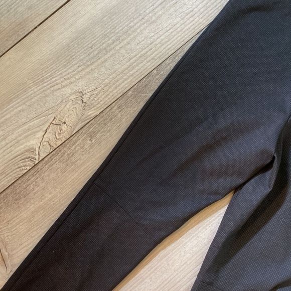 Max Studio Slip On Medium Black Ankle Pants - Picture 7 of 7